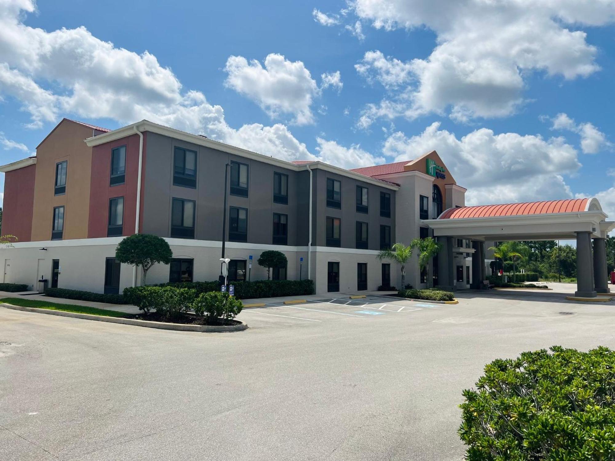 Holiday Inn Express & Suites Sebring By Ihg Eksteriør billede