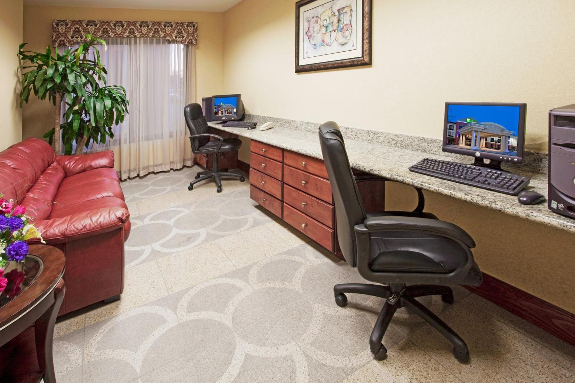 Holiday Inn Express & Suites Sebring By Ihg Eksteriør billede